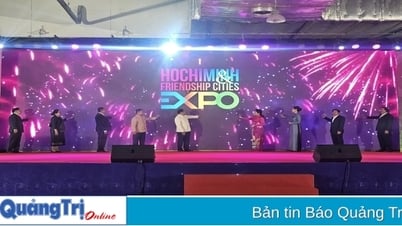 La provincia de Quang Tri participa en la V Exposición de Ciudad Ho Chi Minh y provincias y ciudades amigas en Savannakhet (Laos)