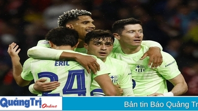 En battant l'Atlético, le Barça rivalise avec le Real Madrid pour le trophée lors du Clasico
