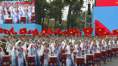 [Photo] Art performance at the 50th Anniversary of Southern Liberation