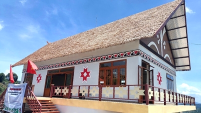 Lac Duong: Handing over the Traditional Craft Conservation House and Community Tourism in Dung K'No commune