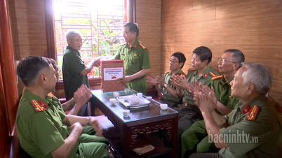 The Association of Former Police Officers of Bac Ninh Province pays tribute to cadres who participated in the resistance war against America