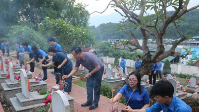 Lao Cai youth enthusiastically look forward to the national reunification day