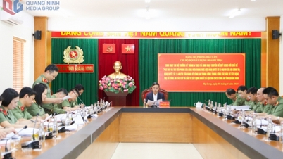 Đồng chí Chủ tịch UBND tỉnh dự sinh hoạt cùng Chi bộ cơ sở thuộc Đảng bộ Công an tỉnh