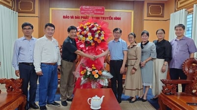 Hội Nhà báo Lâm Đồng thăm chúc mừng Báo và Đài Phát thanh Truyền hình Long An