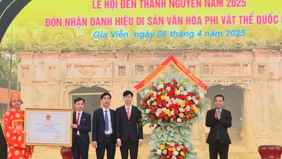 지아비엔 지구(닌빈): 응우옌 사원 축제 개막 및 국가 무형문화유산 타이틀 수여