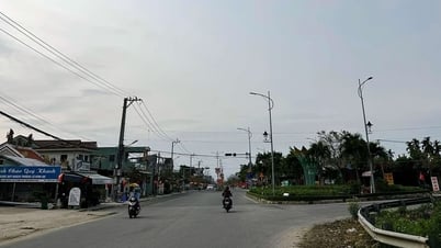 ឱកាស​នៅ​ស្រុក​ទ្វារ​ទាំង​បី?