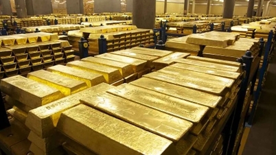 Revealing giant underground gold vaults