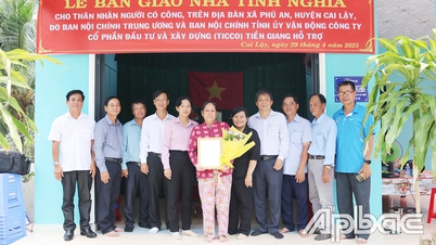 ស្រុក Cai Lay: ប្រគល់ផ្ទះសប្បុរសធម៌