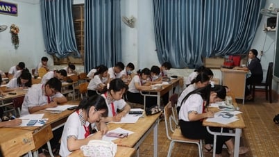 Bình Phước: Hơn 600 học sinh lớp 8 phải thi lại môn toán do...lộ đề