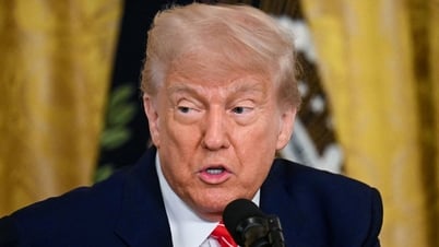 Ông Trump tuyên bố giữ mức thuế sàn 10% kể cả khi có thỏa thuận