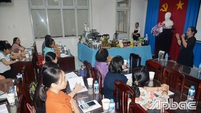 Khai giảng lớp đào tạo "Pha chế nước giải khát" cho phụ nữ