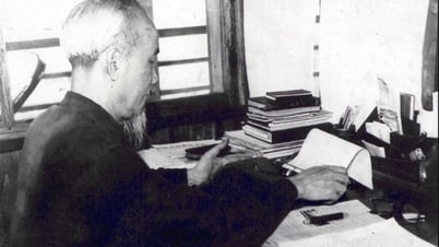 Hace 60 años, el tío Ho comenzó a escribir su testamento.