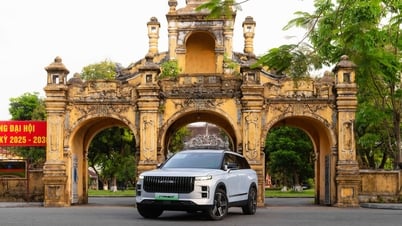 Jaecoo J7 PHEV lăn bánh 1.500km đổ đầy xăng, sạc đầy pin