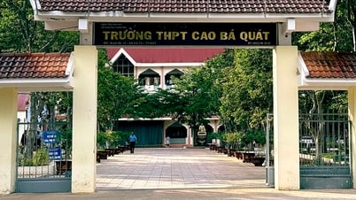 นักเรียนชั้นมัธยมศึกษาปีที่ 6 จำนวนมากขอลาออกจากโรงเรียนโดย 'สมัครใจ': ทางโรงเรียนรายงานว่าอย่างไร?