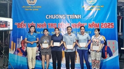 សហព័ន្ធ​ការងារ​ខេត្ត​រៀបចំ​កម្មវិធី «​មក​ដល់​ផ្ទះ​កម្មករ​» ឆ្នាំ​២០២៥
