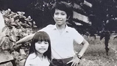 Hien Thuc schluchzte beim Gedenken an ihren Bruder, der im Alter von 22 Jahren verstarb