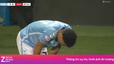 Học trò của Lampard khóc khi mắc sai lầm