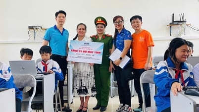 Computerspende an die Thanh Nhat Secondary School (Ha Lang) - Cao Bang Electronic Newspaper