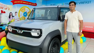 Khách hàng đi Xanh SM trúng VinFast VF 3: “Tưởng đùa, hóa ra người thật, xe thật”