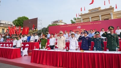 Tiếp tục hoàn thiện, nâng cao chất lượng Chương trình Duyệt đội ngũ và Diễu hành quần chúng kỷ niệm 70 năm Ngày giải phóng Hải Phòng - Thành phố Anh hùng