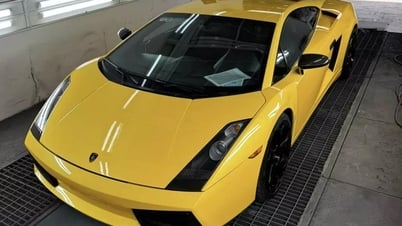 Lamborghini Gallardo ជិត 23 ឆ្នាំ តើវាមានតម្លៃប៉ុន្មានក្នុងការចិញ្ចឹមគោចាស់?