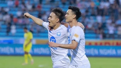 Ly Cong Hoang Anh រះ ក្លឹប Nam Dinh កាន់តំណែងកំពូលនៅ V-League