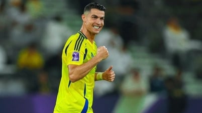 C.Ronaldo có động thái bất ngờ, tương lai trở nên bấp bênh