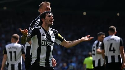 Gục ngã trước Newcastle, Chelsea có nguy cơ mất suất dự Champions League