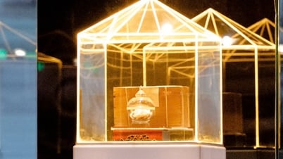 Cung thỉnh xá lợi trái tim Bồ tát Thích Quảng Đức vào tháp Đa Bảo