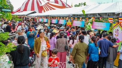 Sôi nổi Hội chợ ẩm thực chay