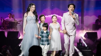 Tuấn Hưng hát cùng vợ và 3 con, Tự Long tấu hài "lấn át" đàn em