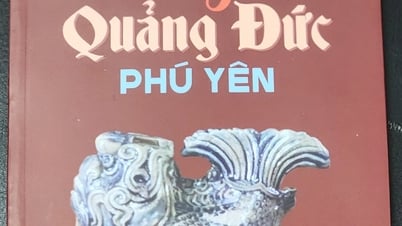 Sách mới Gốm Quảng Đức Phú Yên