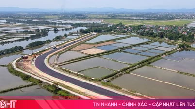 La forme de la ceinture routière de près de 1 000 milliards de VND dans la ville de Ha Tinh