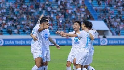 ការយកឈ្នះលើក្រុម Dong A Thanh Hoa ក្លឹប Nam Dinh Steel ខិតទៅជិតជើងឯក V. League