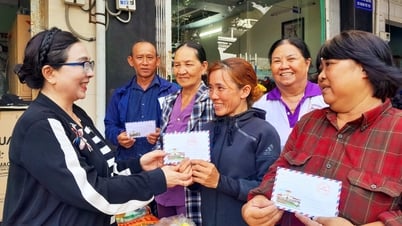 ផ្តល់ក្តីស្រលាញ់ក្នុងថ្ងៃខួបកំណើតរបស់ព្រះពុទ្ធ