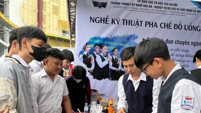 นักเรียนกว่า 10,000 คน ร่วมงานเทศกาลอาชีวศึกษา