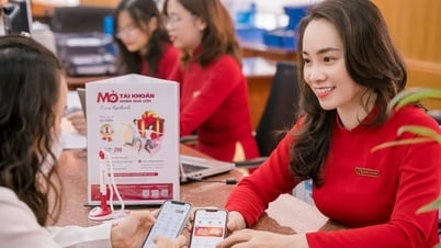 Shining qualities of female Agribank officers in the new development stage
