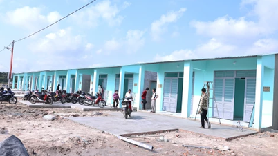 Éliminer les maisons temporaires et délabrées : une bonne façon de faire les choses dans le district frontalier de Chau Thanh
