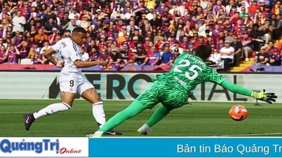 Mbappe lập hattrick, Real Madrid vẫn thua Barcelona