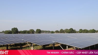 La energía solar contribuye a reducir la sobrecarga de la red durante la temporada de calor en Ha Tinh