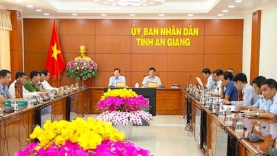 ประธานคณะกรรมการประชาชนจังหวัด แสดงความคิดเห็นต่อร่างพระราชกฤษฎีกาบังคับใช้กฎหมายธรณีวิทยาและแร่ธาตุ