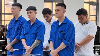 ‘หลงไหล’ ปืน จนต้องเข้าคุกทั้งกลุ่ม