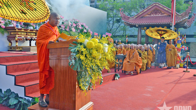 Ho Chi Minh City Buddhism contributes 2 billion VND to social funds