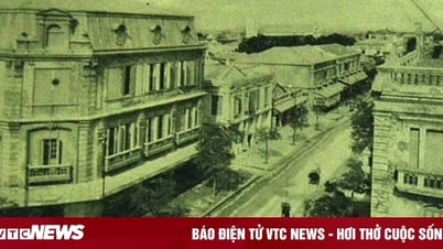 В каком городе нашей страны электричество появилось раньше всего?
