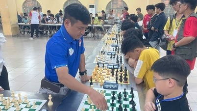 កីឡាករ 250 នាក់ ចូលរួមប្រកួតអុកយ៉ាងស្វាហាប់សម្រាប់សិស្សានុសិស្សនៅទីក្រុងហូជីមិញ