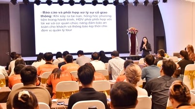 Cập nhật kiến thức mới cho gần 100 hướng dẫn viên du lịch
