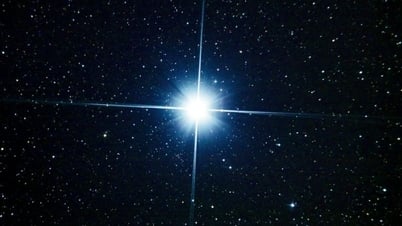 Mystery of moving lights in the sky: Meteor or human product?