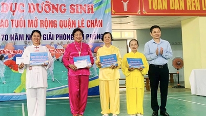 Sôi nổi Giải Thể dục Dưỡng sinh người trung và cao tuổi quận Lê Chân năm 2025