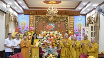 Das Zentralkomitee der vietnamesischen buddhistischen Sangha organisiert die Feier zum Geburtstag Buddhas