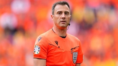Trọng tài liên quan bán độ cầm còi trận Man Utd - Tottenham
